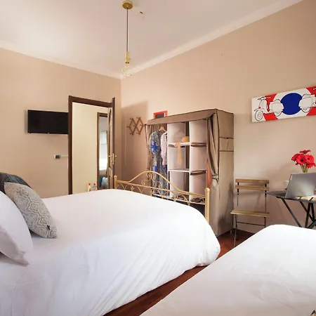 Bsisters Pensión Torre del Greco