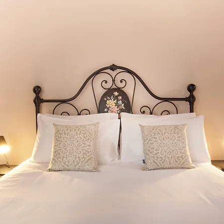 Bsisters Pensión Torre del Greco